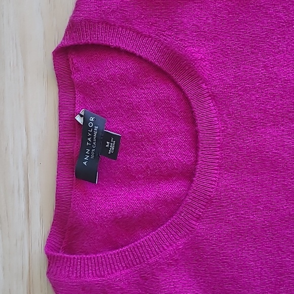 Ann Taylor Purple 100% Cashmere Sweater Size M - Picture 5 of 7